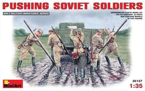 MT35137 PUSHING SOVIET SOLDIERS